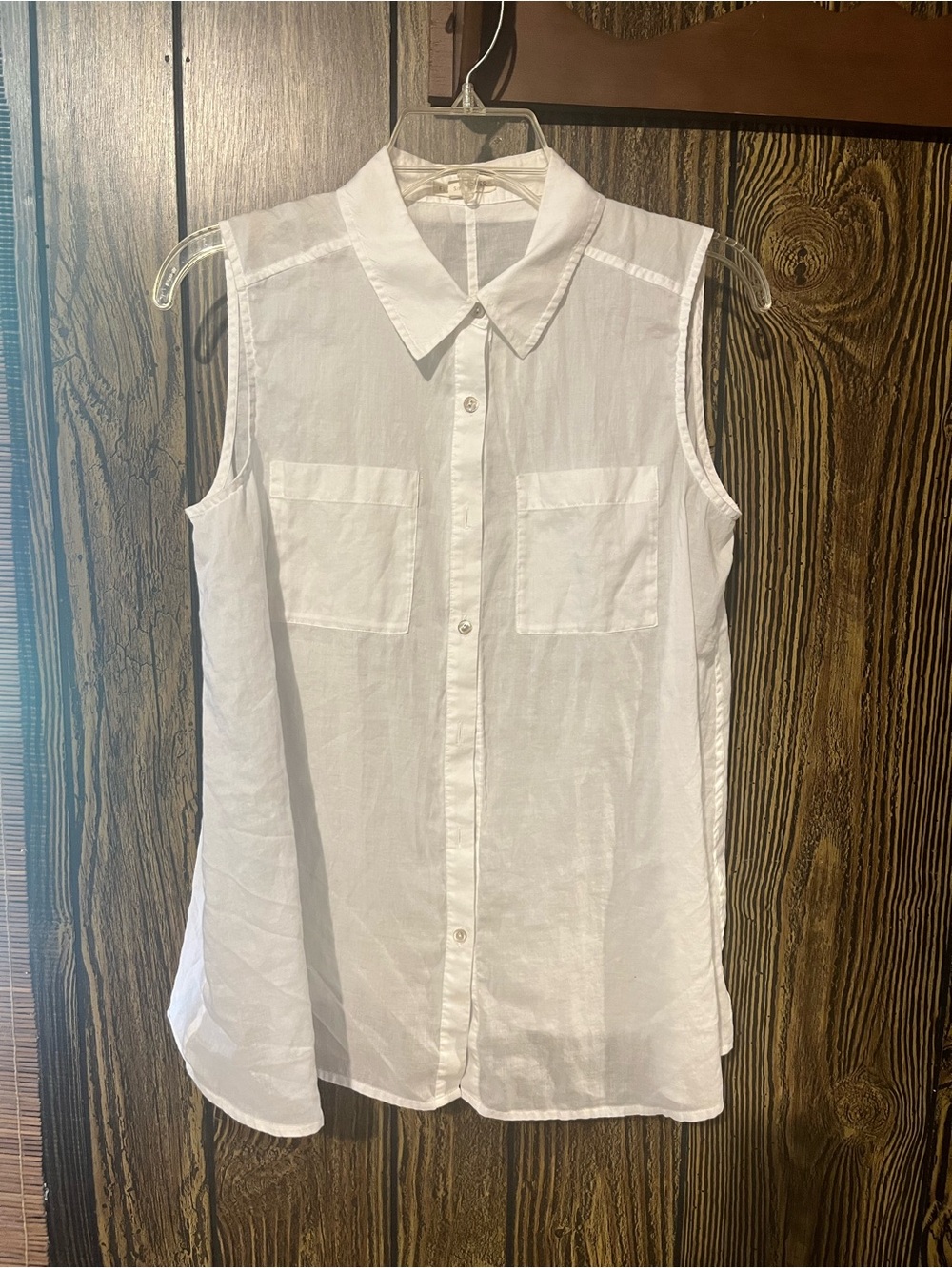 Eileen Fisher White Sleeveless Button-Down Shirt